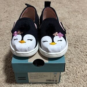 Toms Black and White Kids Sneakers with Penguin Design